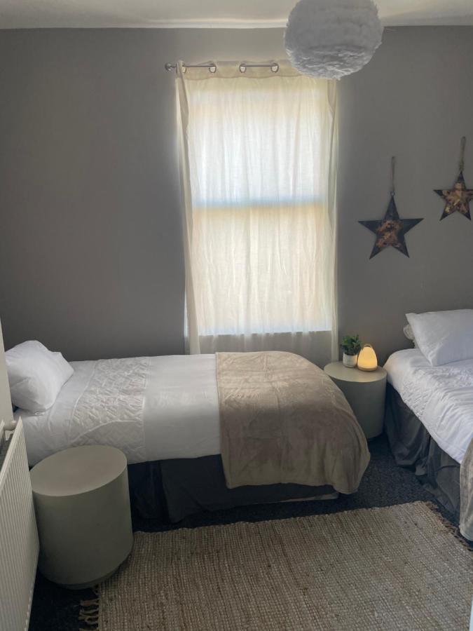 Perfect For Large Groups, Sleeps 15 Close To City Centre Sheffield Dış mekan fotoğraf